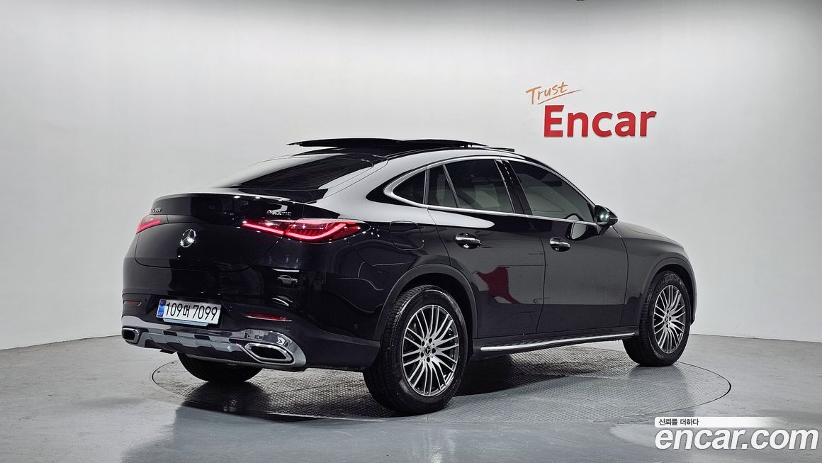 Mercedes-Benz GLC-Class GLC300 4MATIC Avnatgarde Coupe, 2025