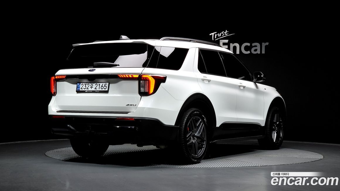 Ford Explorer 2.3 LimIted 4WD, 2025