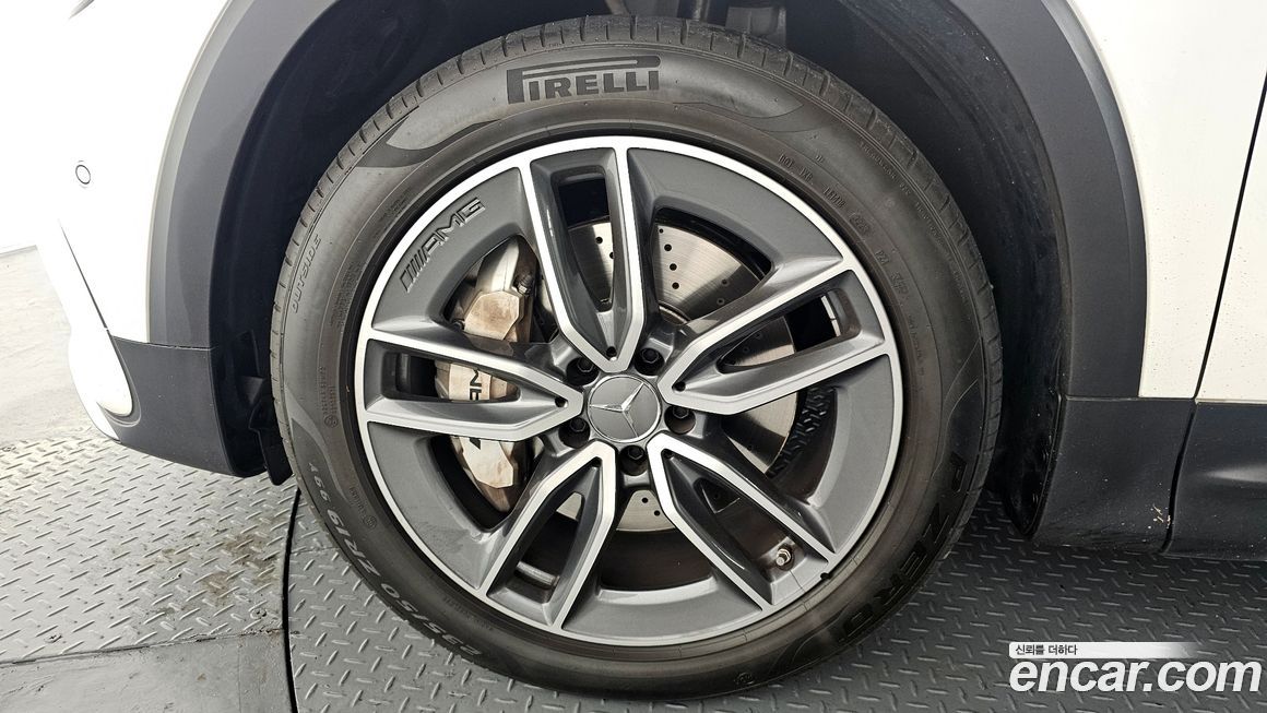 Mercedes-Benz GLB-Class AMG GLB35 4MATIC, 2024