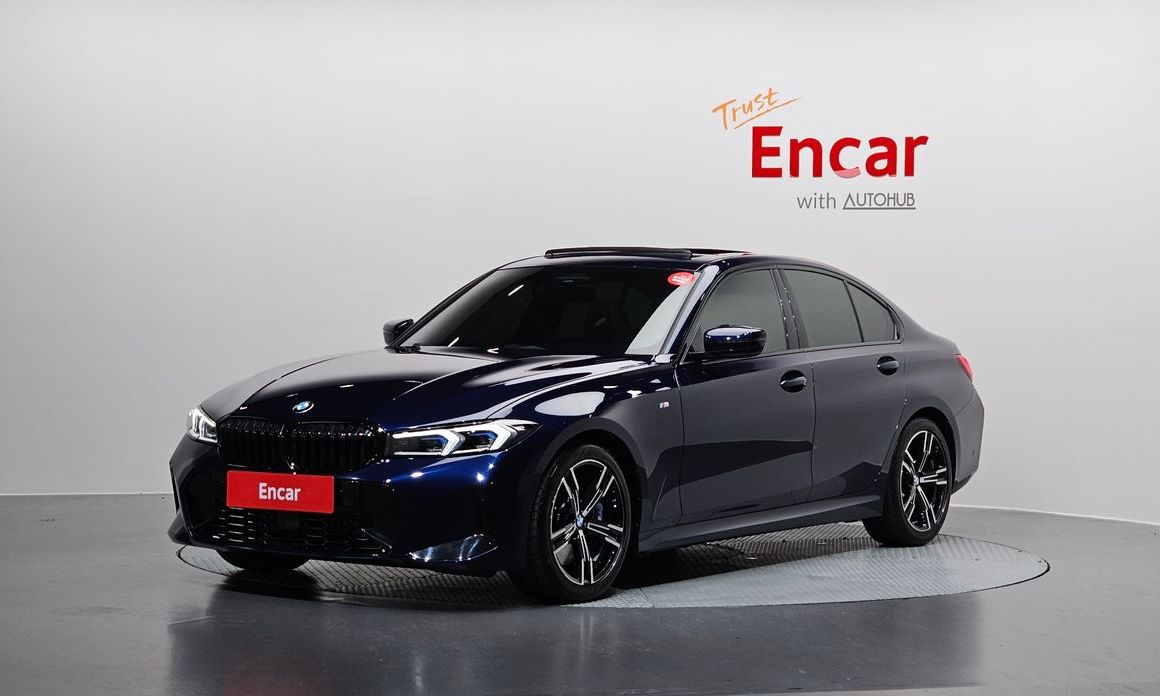 BMW 3-Series 320i M Sport, 2025