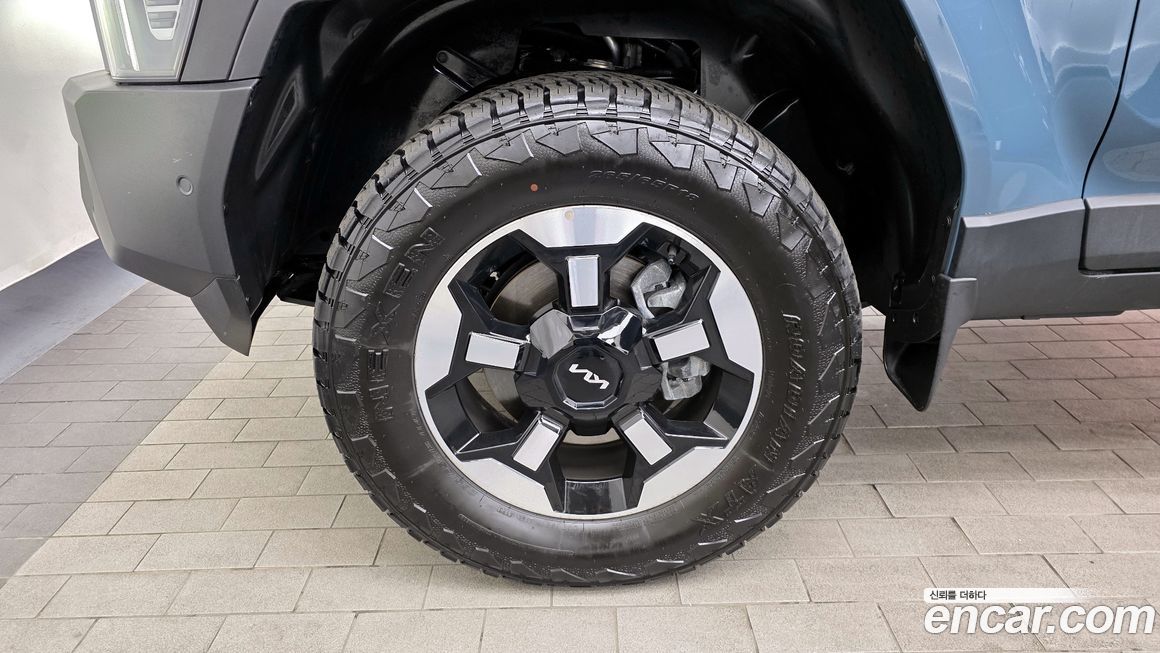 Kia Tasman 2.5T Gasoline 4WD, 2026