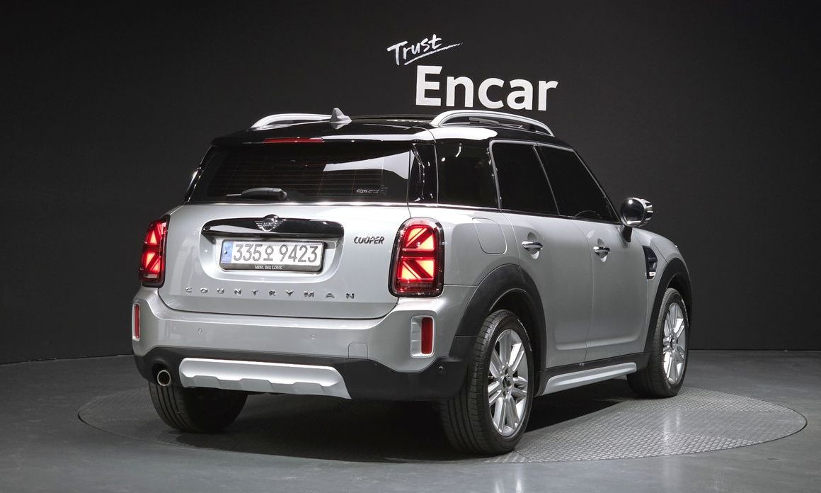 Mini Countryman Classic Plus Launch Pack, 2023