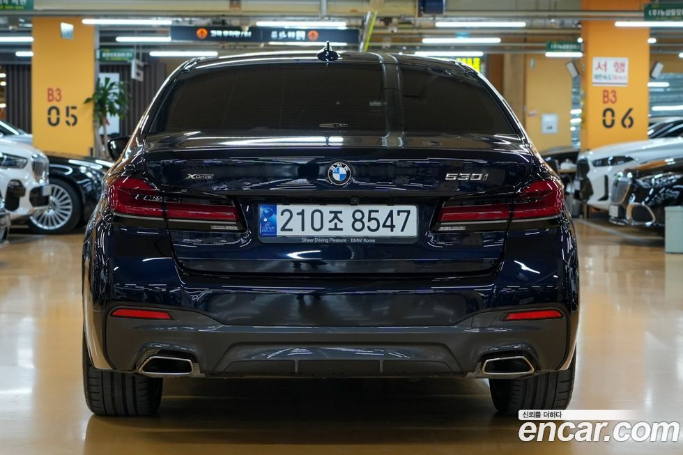 BMW 5-Series 530i xDrive M Sport Package, 2023