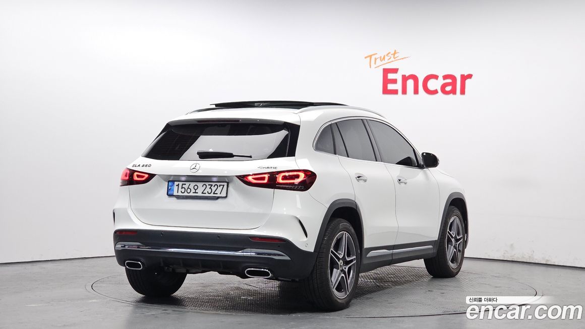 Mercedes-Benz GLA-Class GLA250 4MATIC, 2023