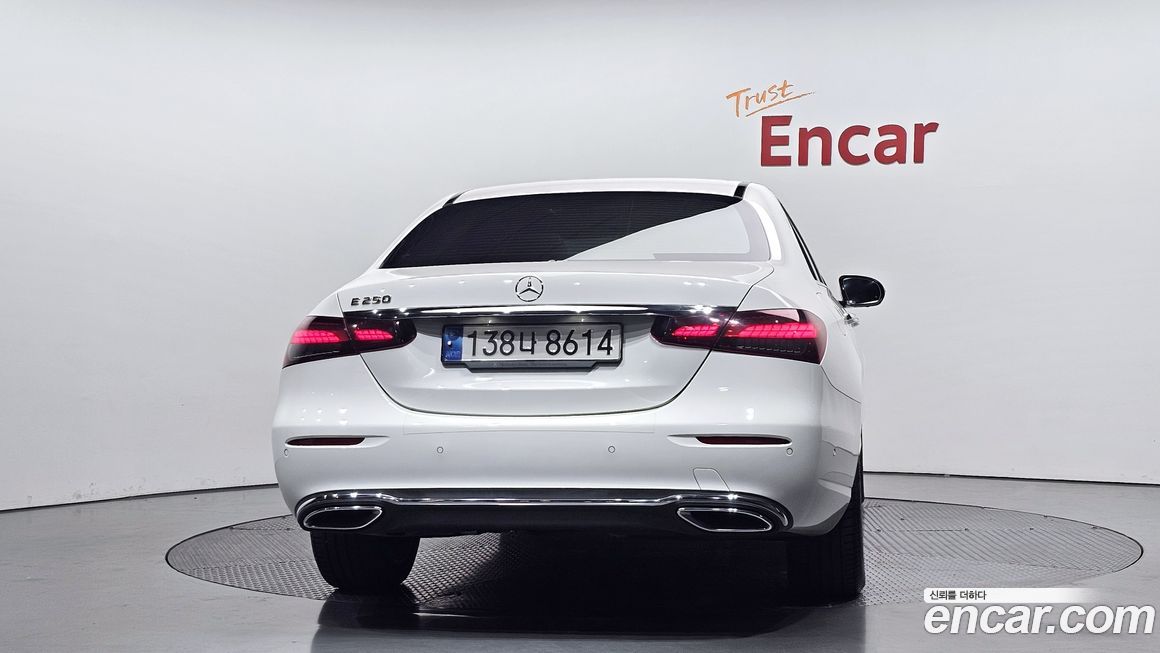 Mercedes-Benz E-Class E250 Exclusive, 2022