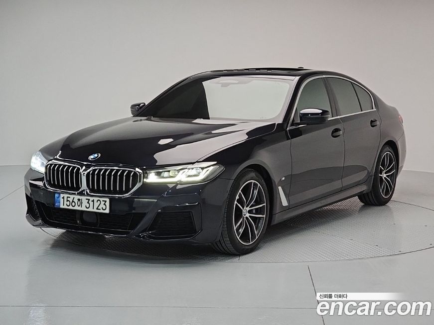 BMW 5-Series 520i M Sport, 2022