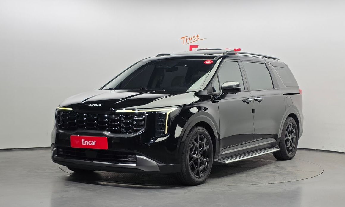 Kia Carnival 9-Seater Gravity, 2024
