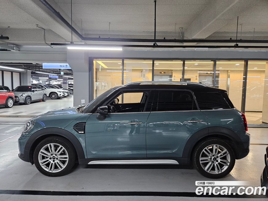 Mini Countryman Classic Plus Launch Pack, 2023