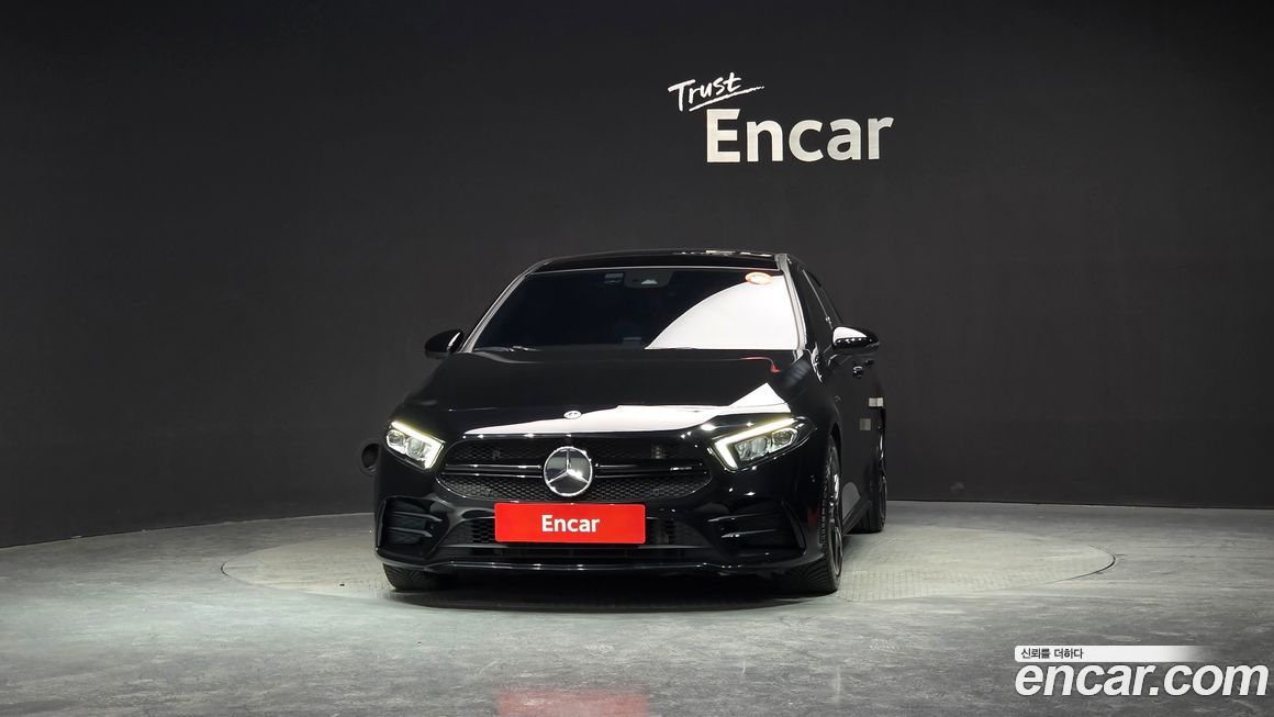 Mercedes-Benz A-Class AMG A35 4MATIC Sedan, 2022
