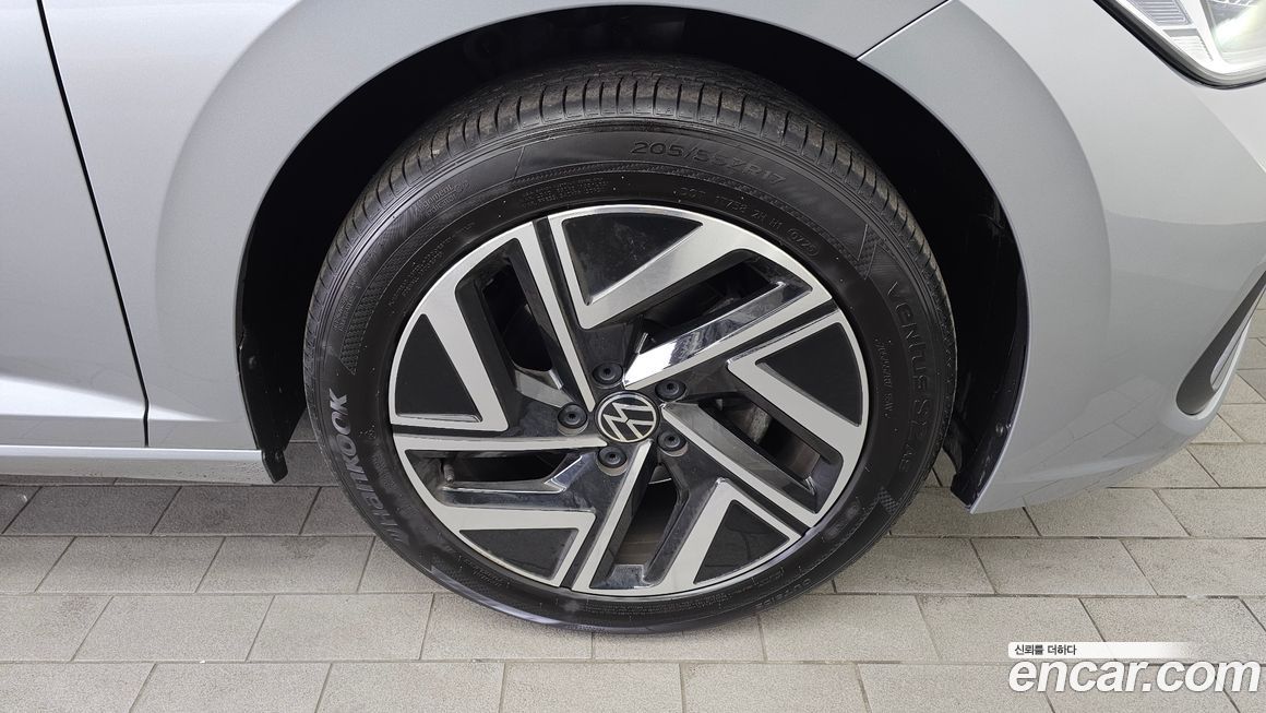 Volkswagen Jetta 1.5 TSI Prestige, 2023