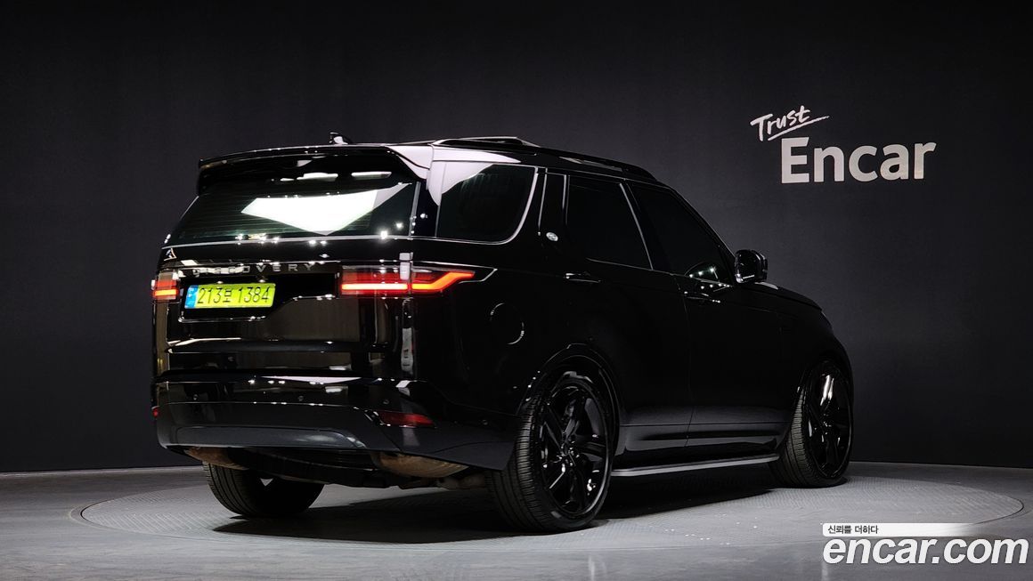 Land Rover Discovery D300 Dynamic HSE, 2024