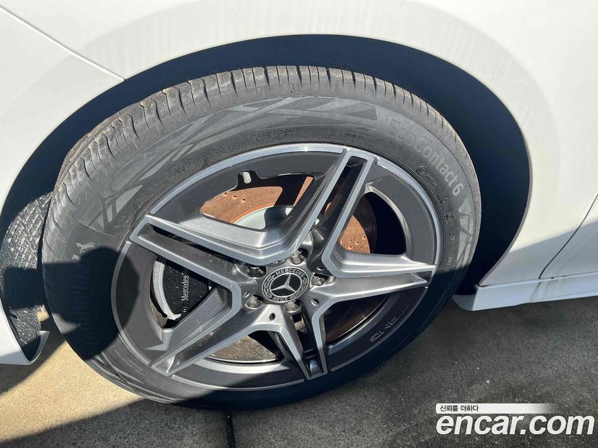 Mercedes-Benz CLA-Class CLA250 4MATIC, 2025