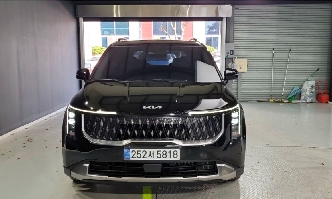 Kia Carnival 9-Seater Noblesse, 2025