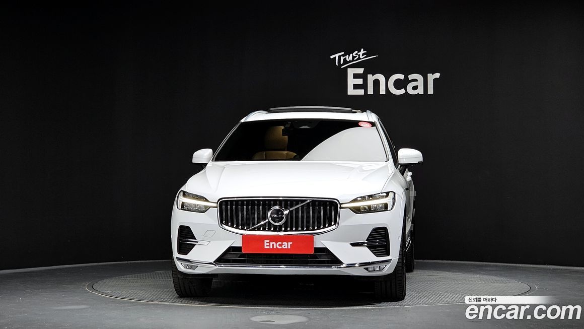 Volvo XC60 B5 Ultimate Bright, 2023