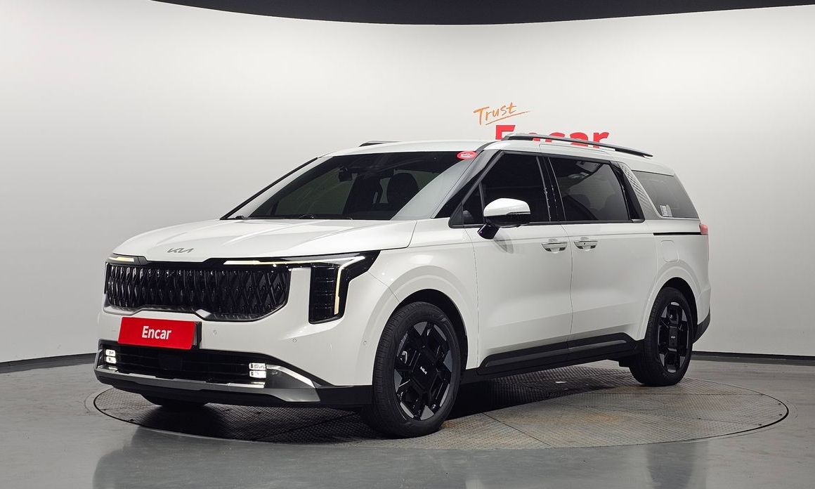 Kia Carnival 9-Seater Noblesse, 2024