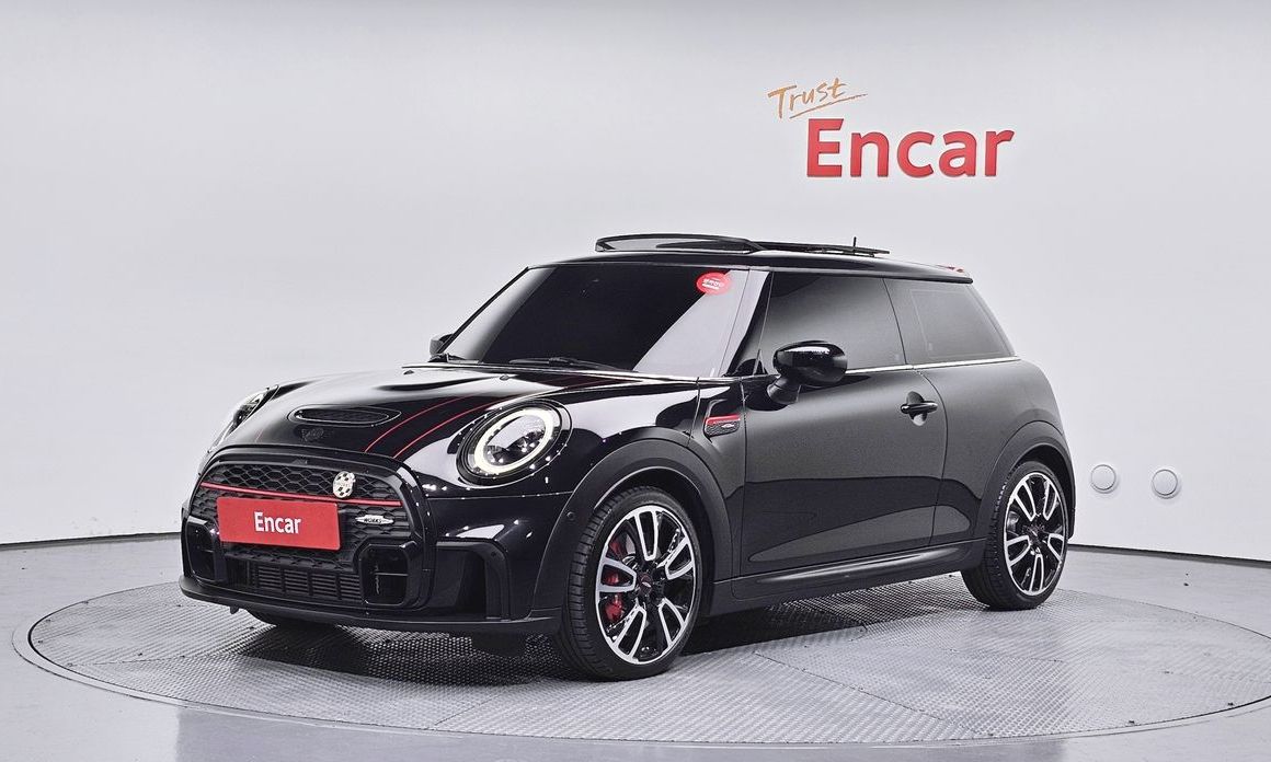 Mini Cooper JCW, 2024