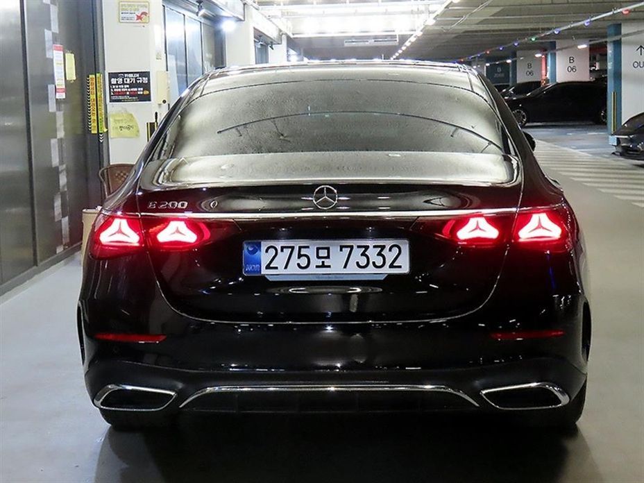 Mercedes-Benz E-Class E200 AMG Line, 2026