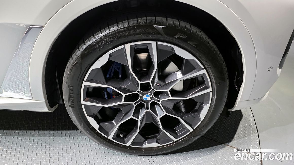 BMW X7 xDrive 40i M Sport 7STR, 2024