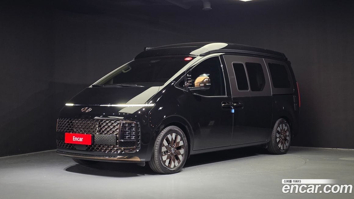 Hyundai Staria 4WD Camper, 2023
