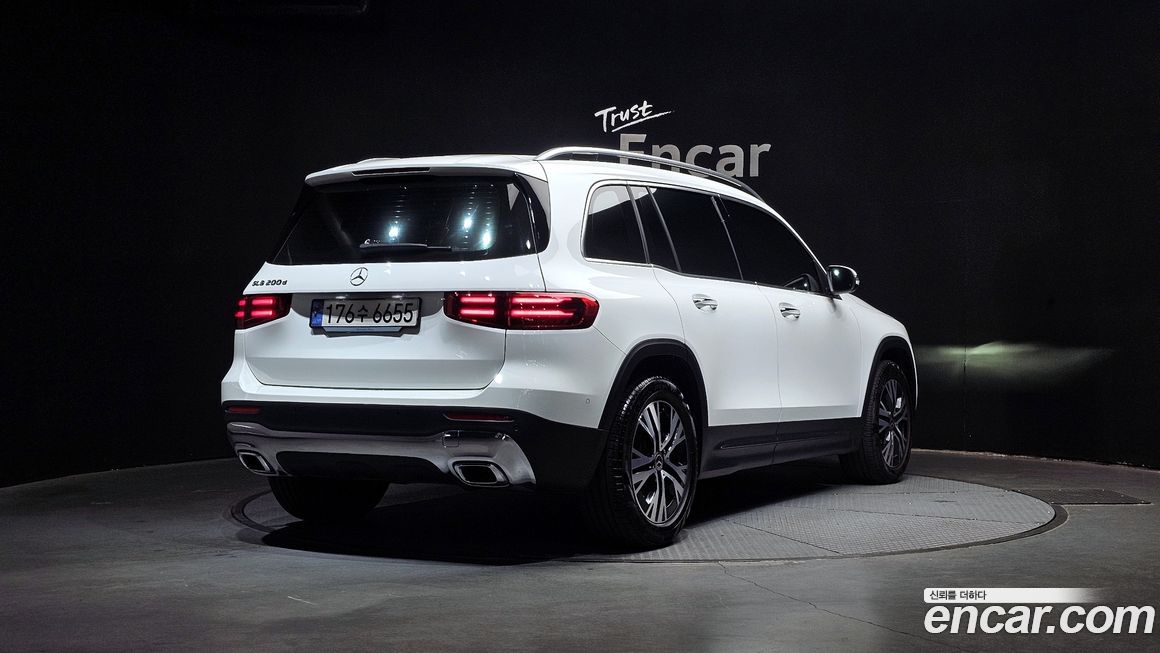 Mercedes-Benz GLB-Class GLB200 d, 2024