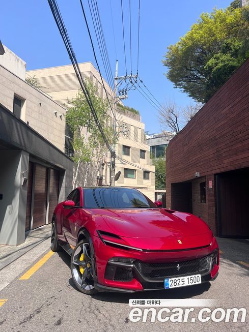 Ferrari Purosangue 6.5 V12, 2025