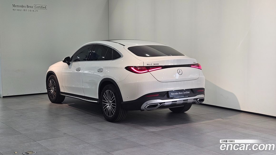 Mercedes-Benz GLC-Class GLC300 4MATIC Avnatgarde Coupe, 2025