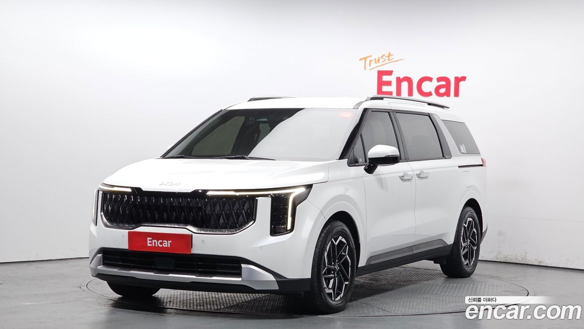Kia Carnival 9-Seater Prestige, 2024