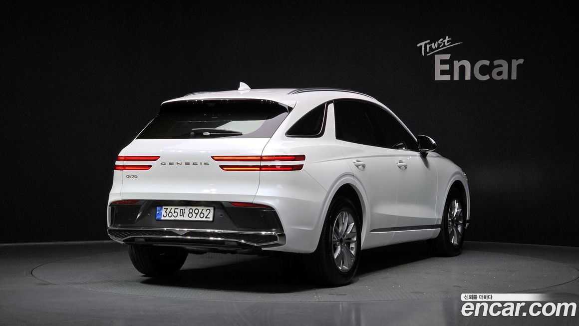 Genesis GV70 2.5T Gasoline 2WD, 2025