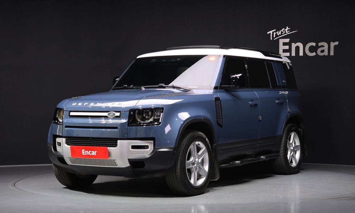 Land Rover Defender 110 D250 SE, 2022