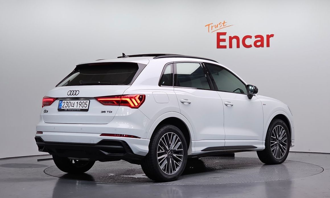 Audi Q3 35 TDI Premium, 2025