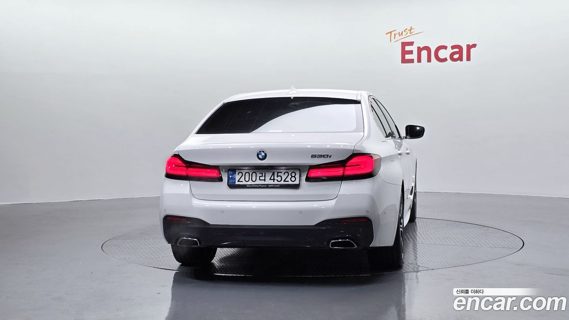 BMW 5-Series 530i M Sport Package, 2023