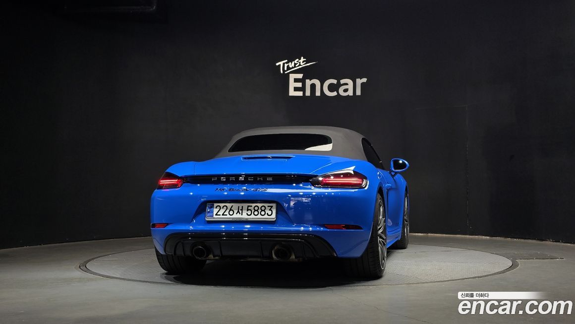 Porsche 718 4.0 GTS, 2024