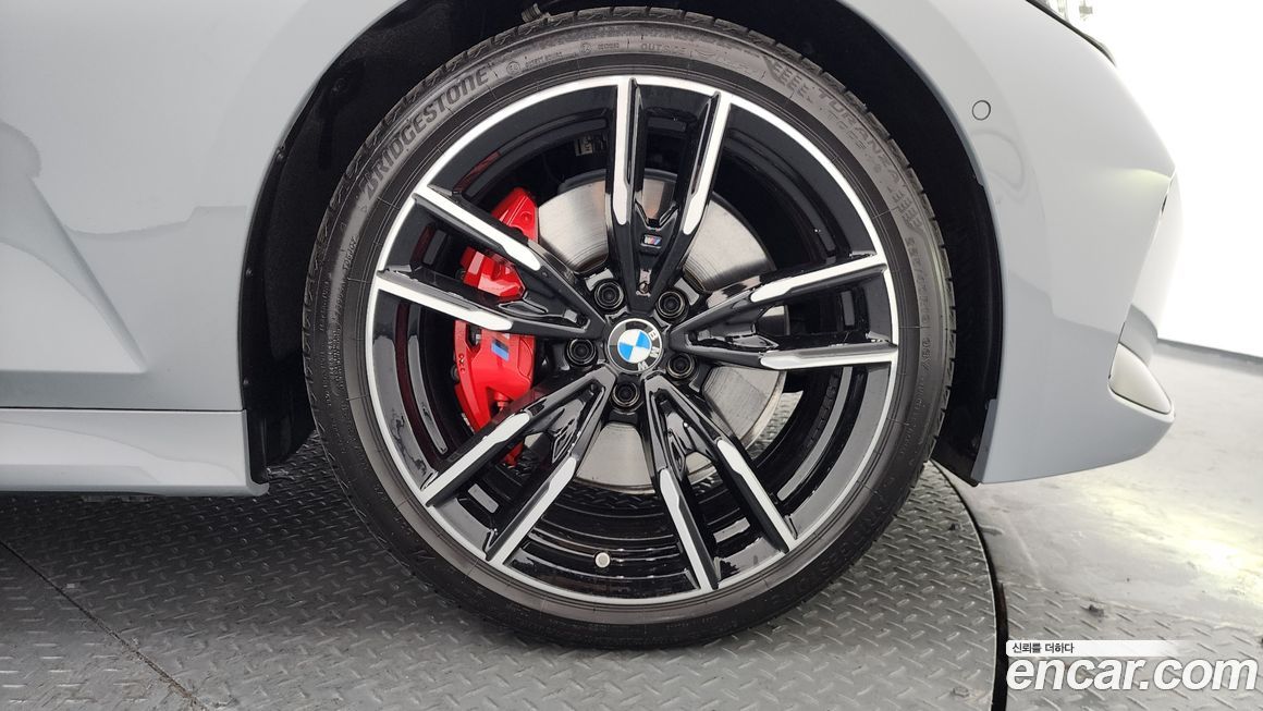 BMW 3-Series M340i Pro, 2025