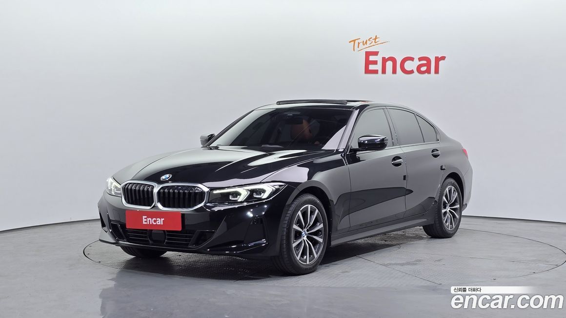 BMW 3-Series 320i, 2023