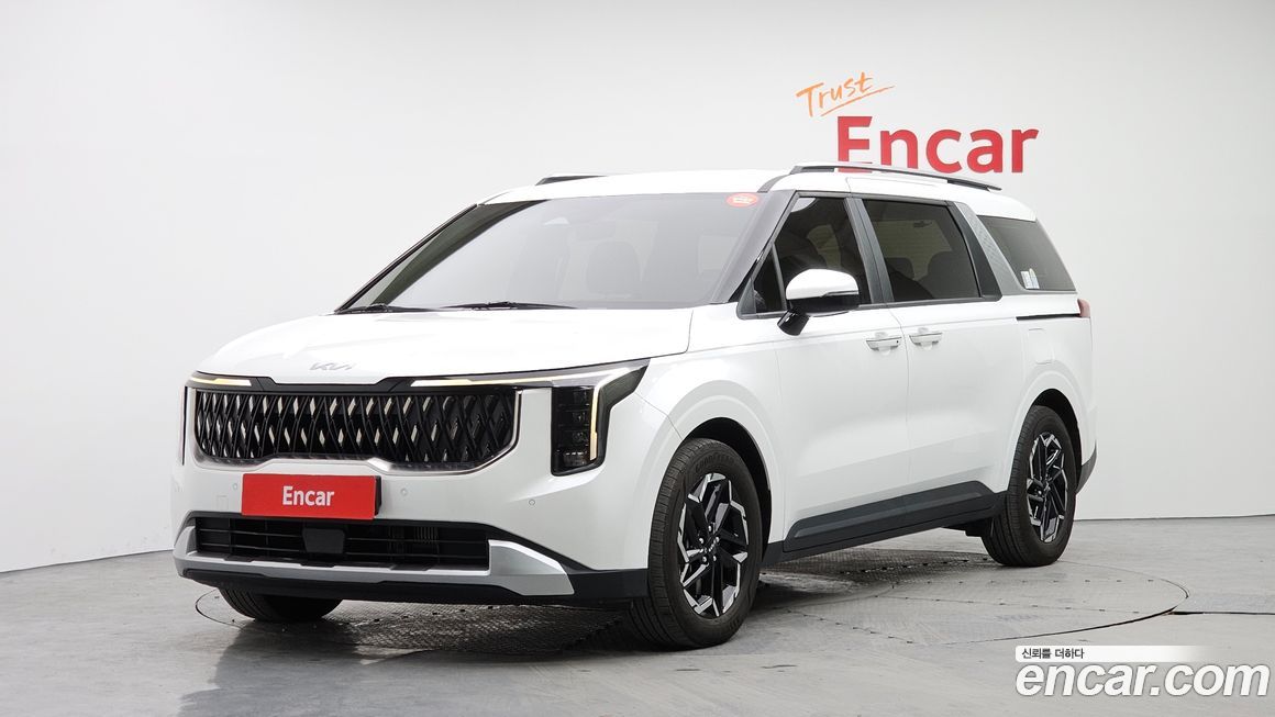 Kia Carnival 9-Seater Prestige, 2024