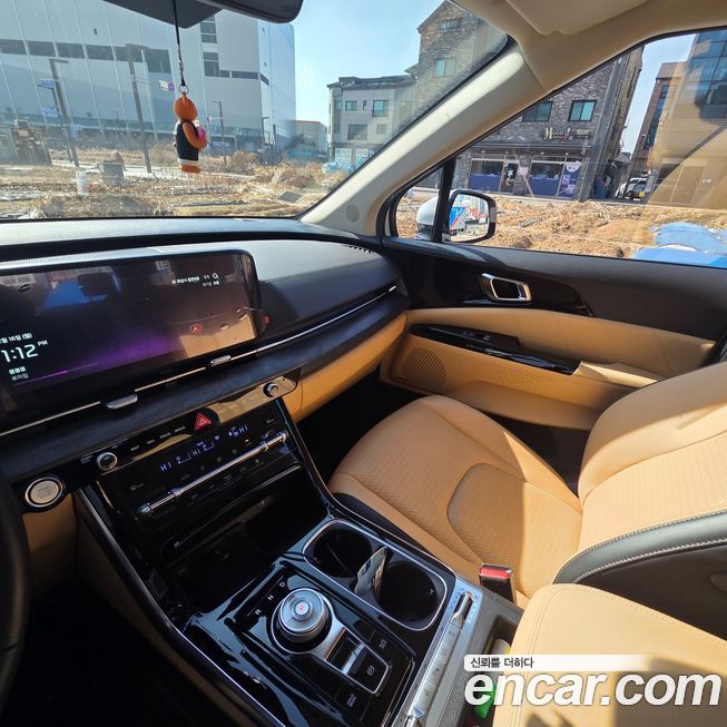 Kia Carnival 9-Seater Signature, 2023