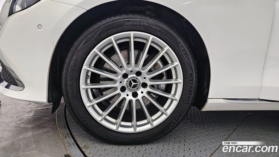 Mercedes-Benz E-Class E250 Exclusive, 2022