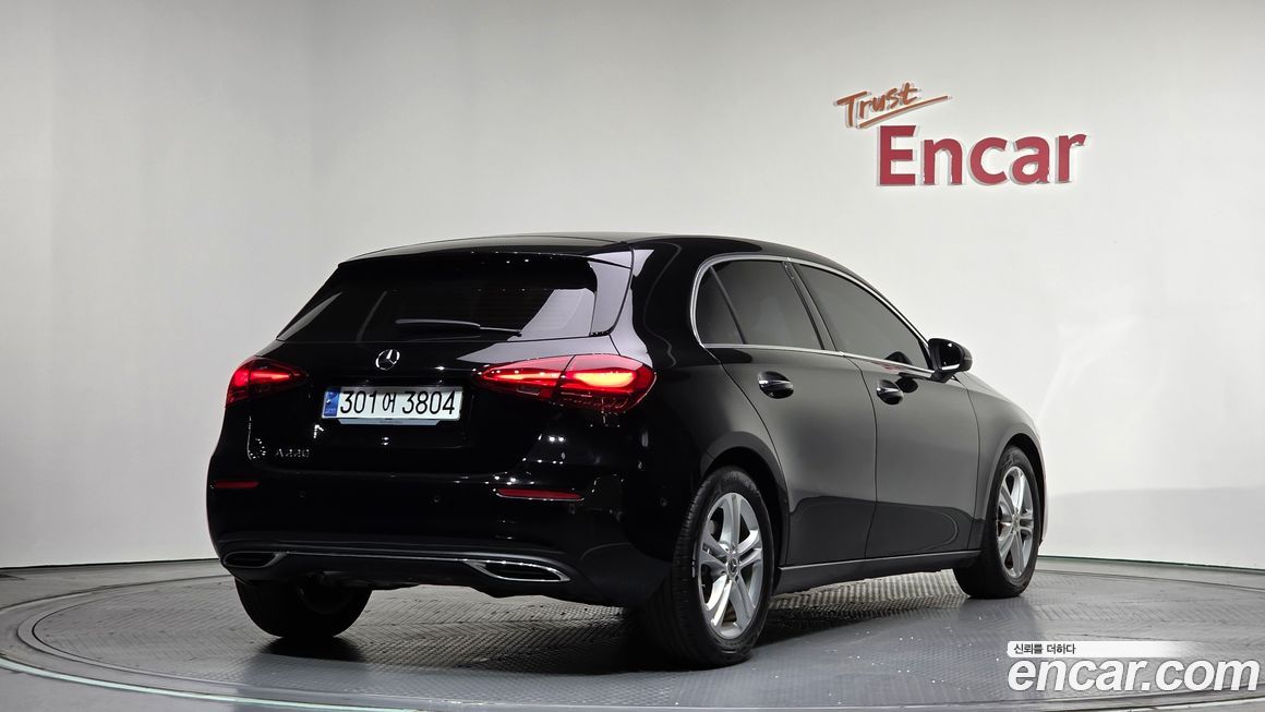 Mercedes-Benz A-Class A220 Hatchback, 2024