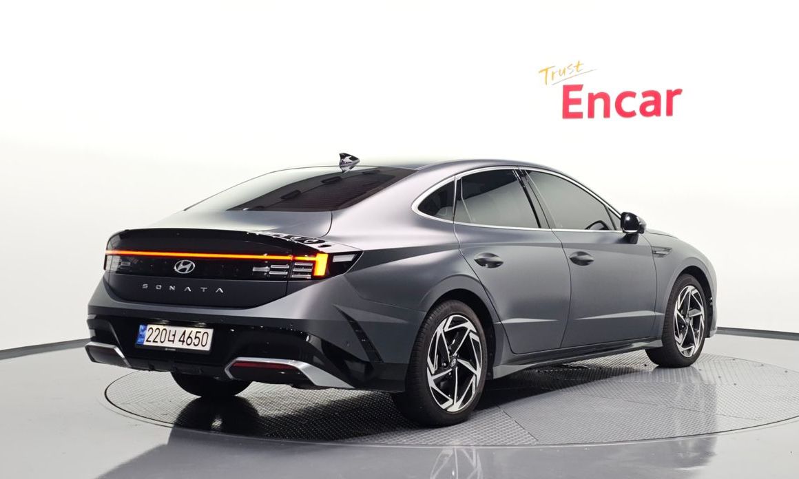 Hyundai Sonata 2.0, 2024