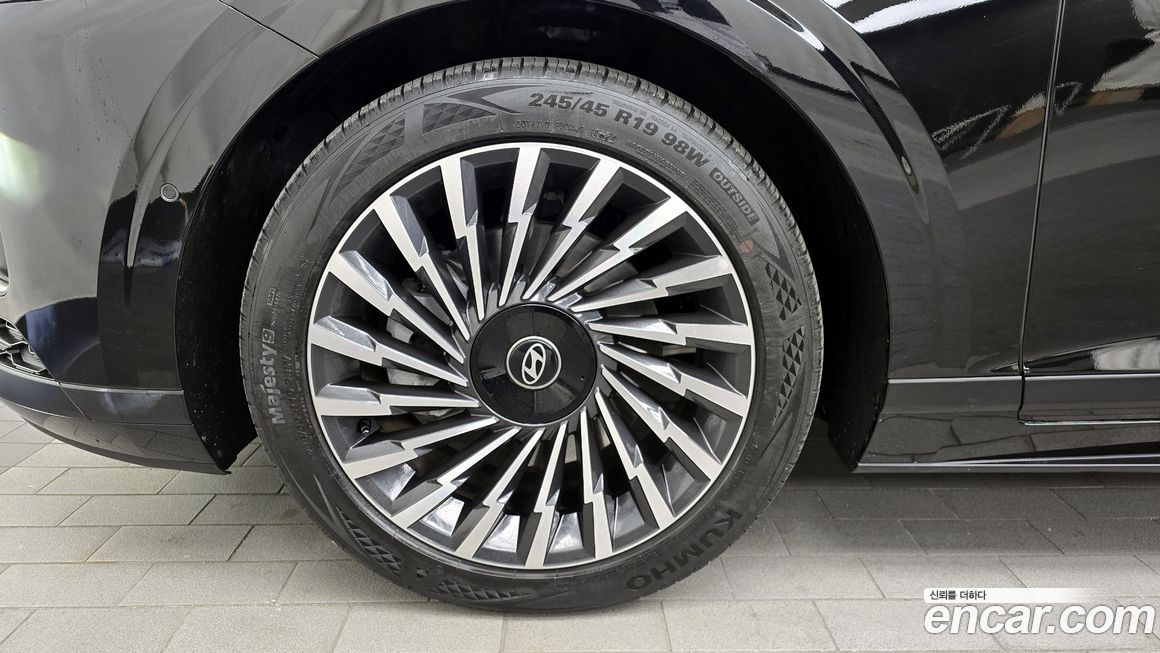 Hyundai Grandeur 2,5 Gasoline 2WD, 2025