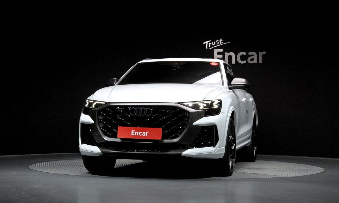Audi RSQ8 4.0 TFSI Quattro Performance, 2025