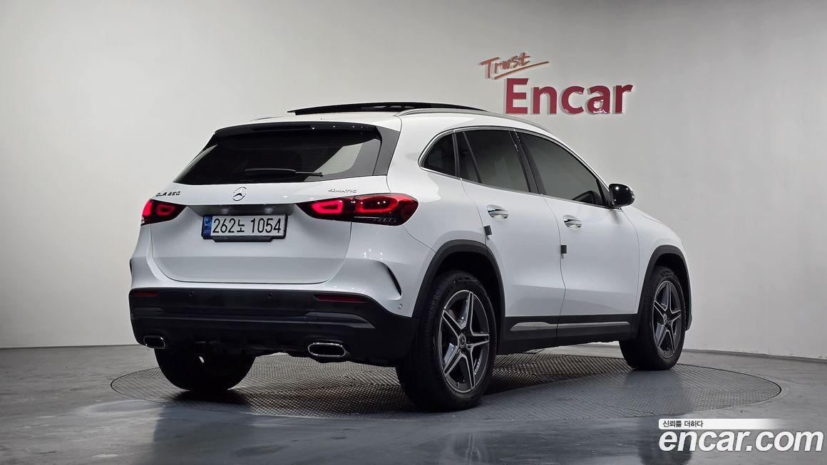 Mercedes-Benz GLA-Class GLA250 4MATIC, 2023