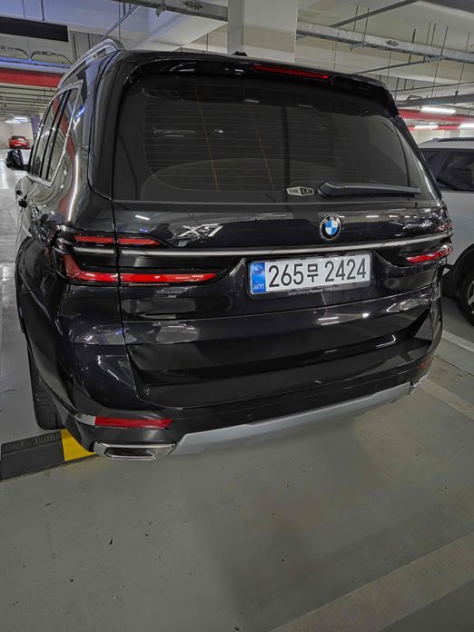 BMW X7 xDrive 40i Design Pure Excellence 7-Seater, 2026