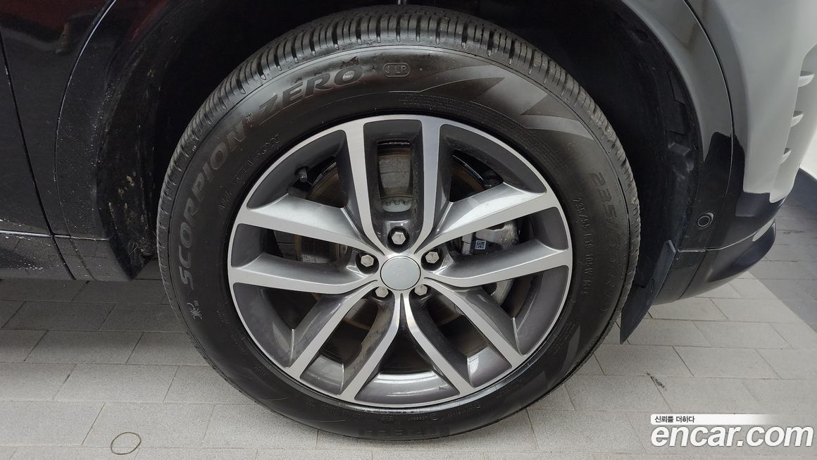 Land Rover Discovery Sport P250 Dynamic SE, 2024