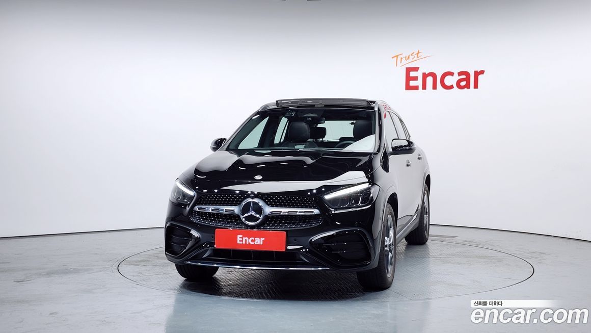 Mercedes-Benz GLA-Class GLA250 4MATIC, 2025