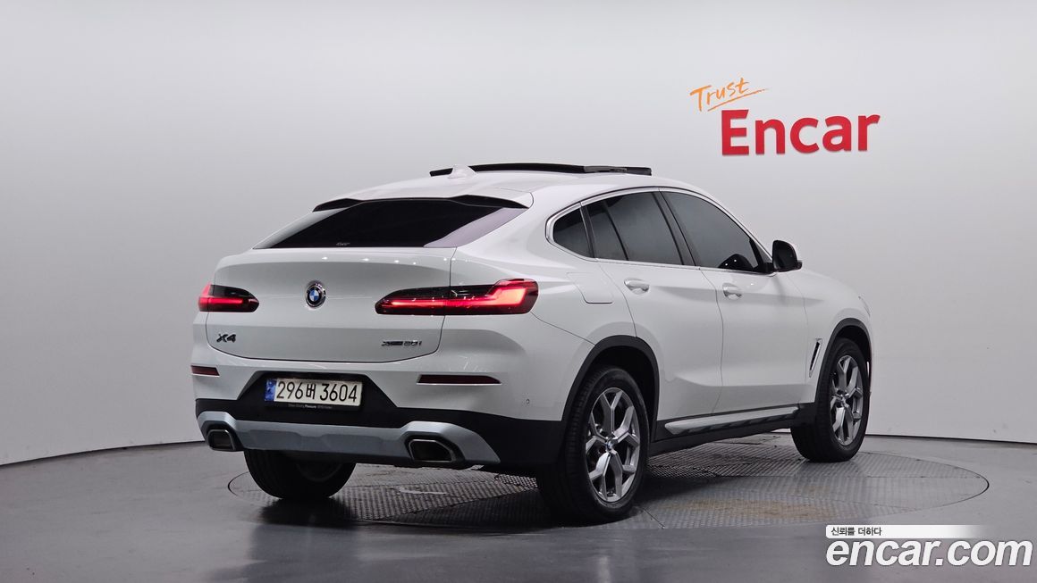 BMW X4 xDrive20i xLine, 2024