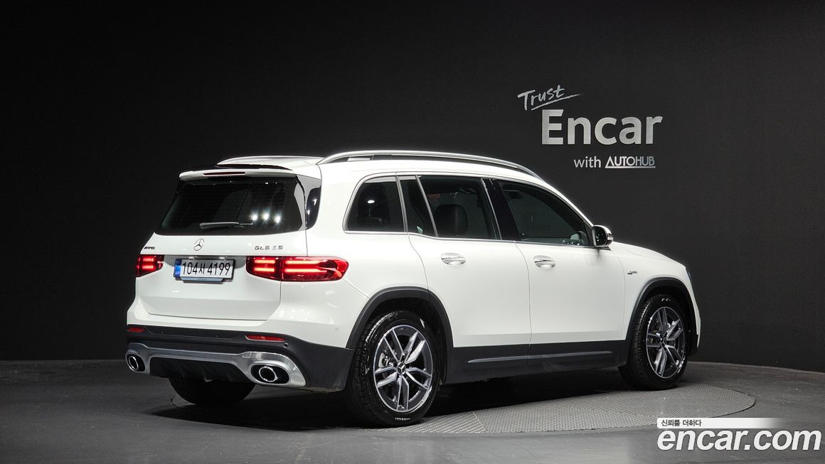 Mercedes-Benz GLB-Class AMG GLB35 4MATIC, 2025