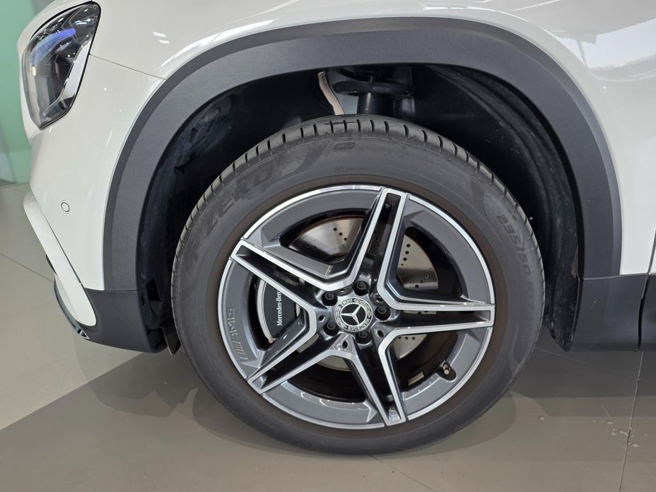 Mercedes-Benz GLB-Class GLB250 4MATIC, 2025