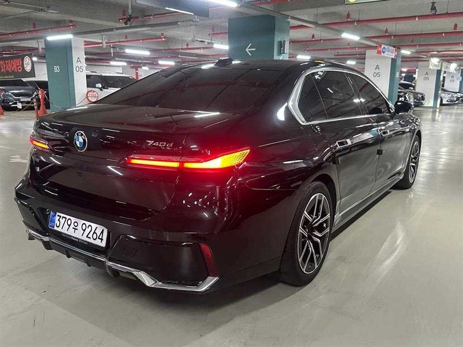 BMW 7-Series 740d xDrive M Sport, 2025