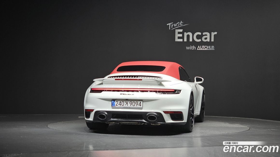 Porsche 911 Turbo S Cabriolet, 2024